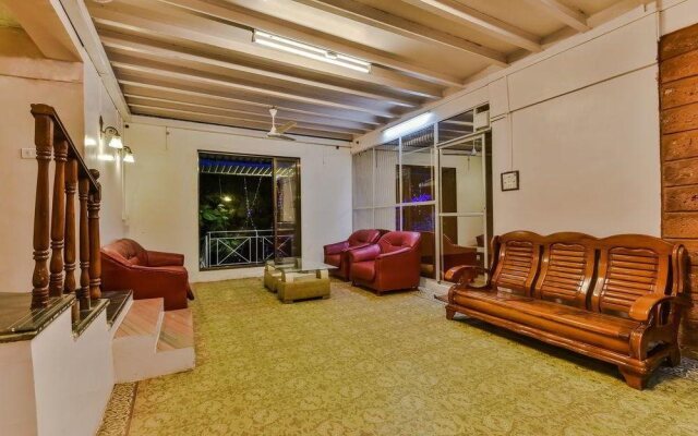 Hotel Murud Beach Home