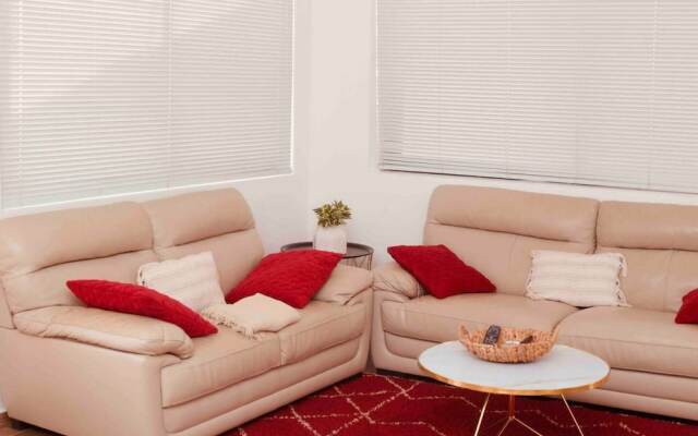 Immaculate 2-bed Apartment at Pamv Estates Apt2