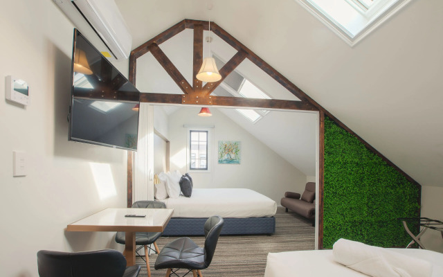 The Salisbury Business Class