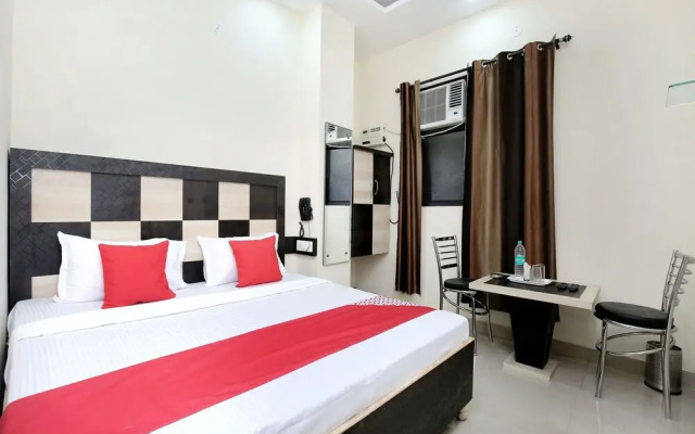 OYO 14926 AK residency