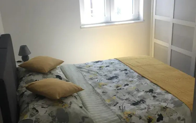 Sunflower-beautiful Modern Apt. w. Terrace&garden