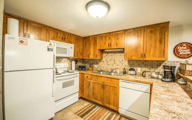 The Rockies by Retreatia