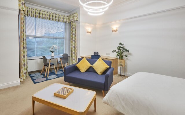 Host Stay Thamesview