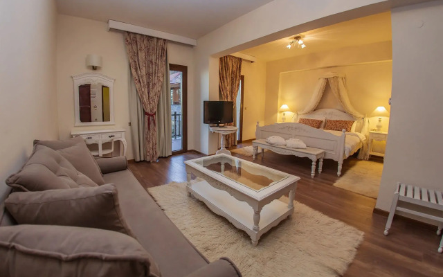 Manthos Mountain Resort & Spa