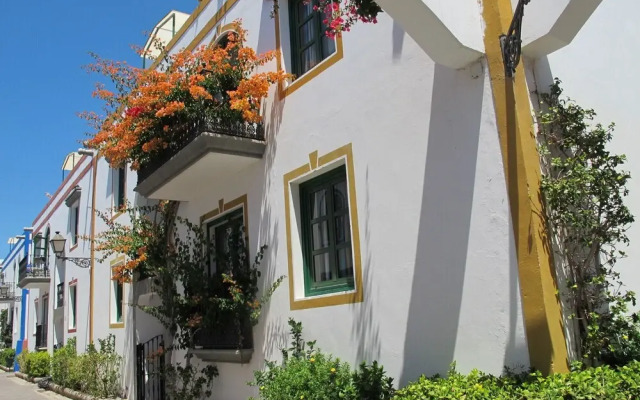 Beachfront Loft in Puerto de Mogan