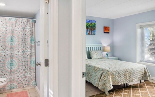 Island 112 3 Bedroom Condo