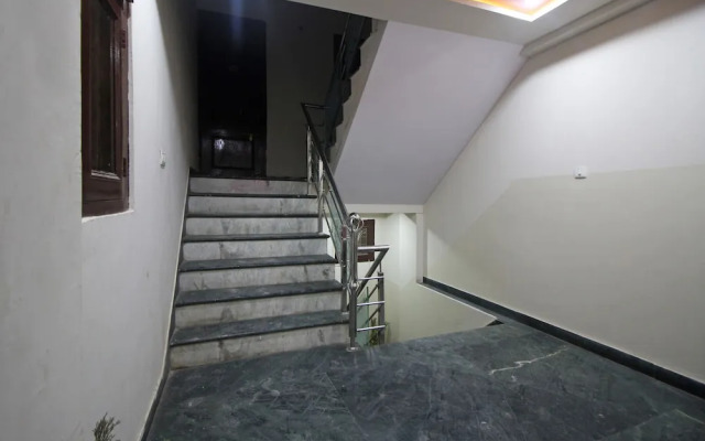 OYO 7773 Hotel Simran Palace