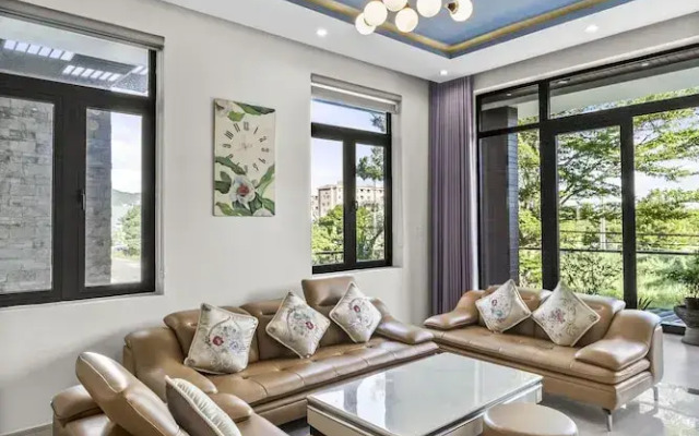 Rosemary Villa near Han River