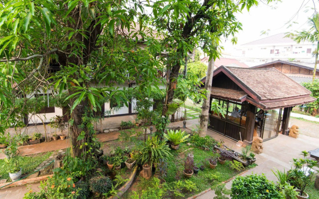 Villa Lao