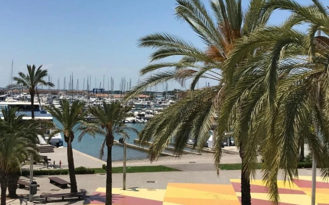 Apartamento frente al Mar y Playa 3