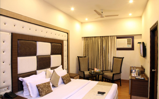 Rupam Hotel
