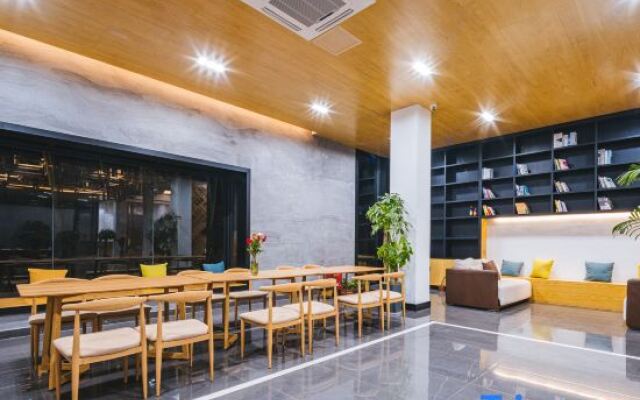 Xingkong Meisu Hotel