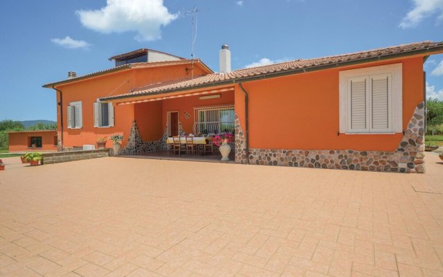 Stunning Home in Canale Monterano -rm- With 4 Bedrooms and Wifi