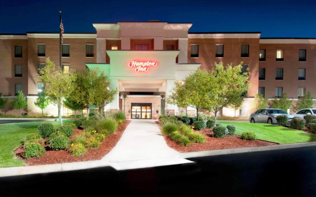 Hampton Inn Commerce Novi