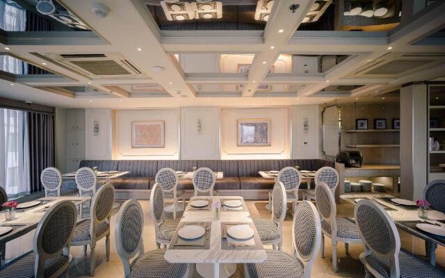 Le Jardin Hotel Haute Couture