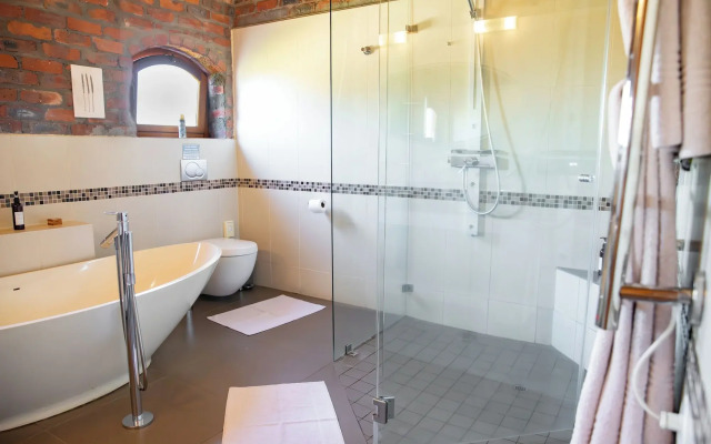 Lovane Boutique Wine Estate & Guesthouse