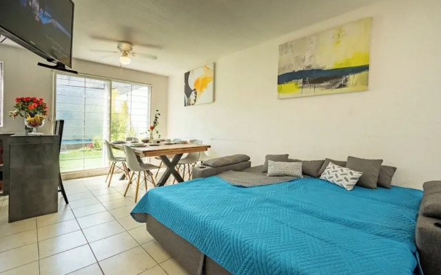 Alberca & Jacuzzi. Casa familiar Teques