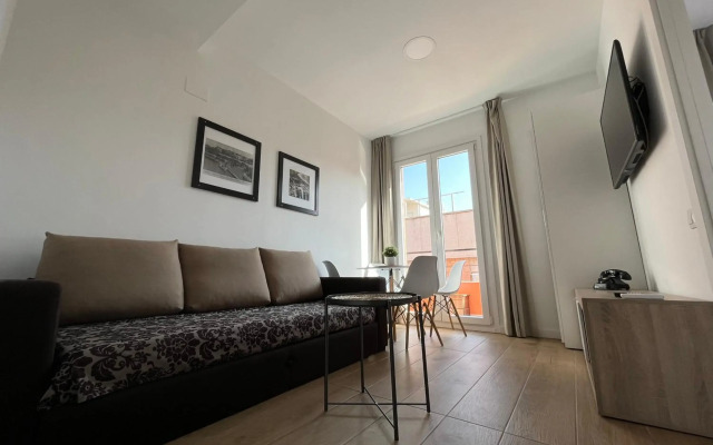 Espinach Port Serrallo