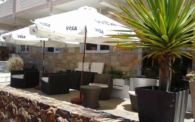 Hotel Playa Brava