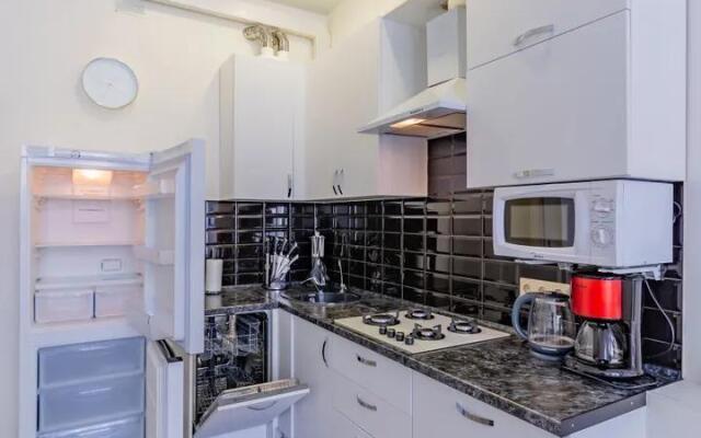 Apartments on Krymskaya street 22k19