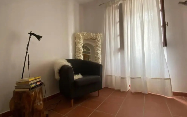 Charming 5-bed House in Granja