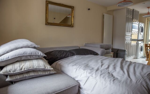 Cosy Nottingham City Centre Townhouse