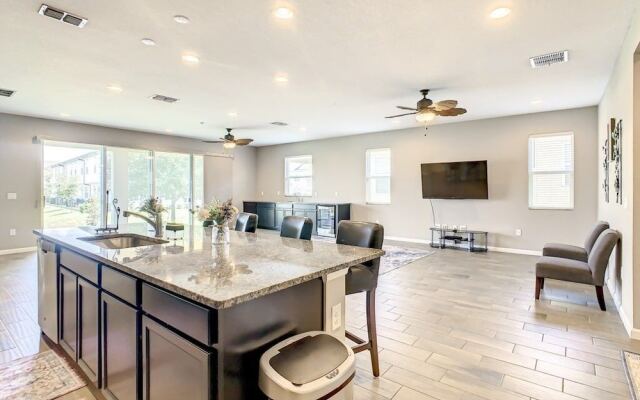 New! Luxury @ Championsgate! 3 Bedroom Home