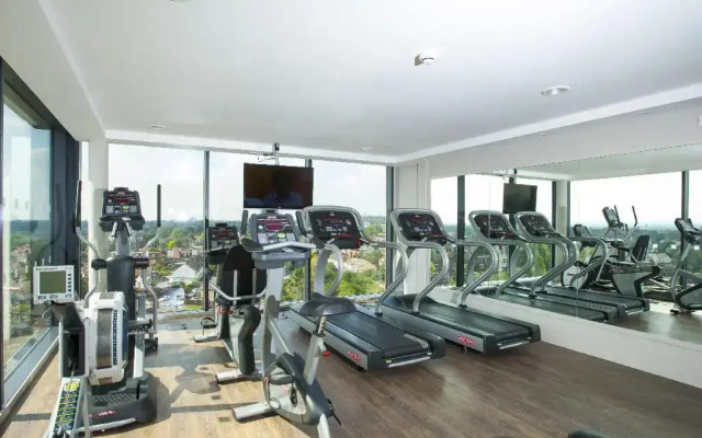 Holiday Inn London - West by IHG