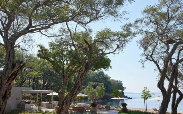 Ikos Odisia 