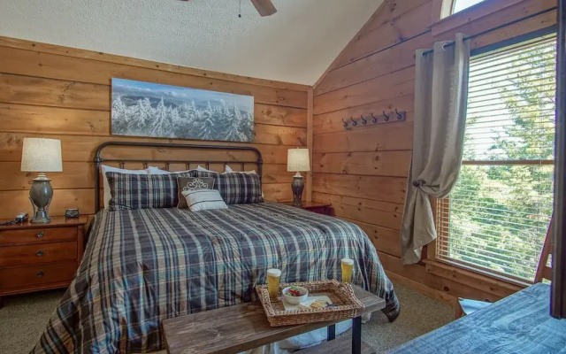 Loggers Run 11: 5 Bedrooms, 3.5 Baths