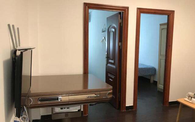 Lin Jiang Apartment
