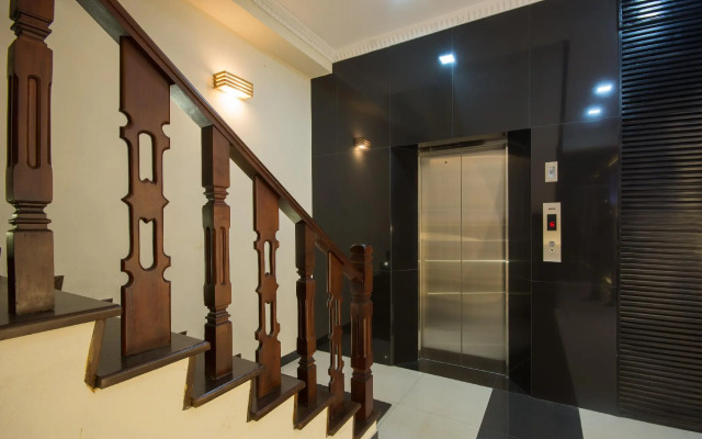 Ceyloni City Hotel
