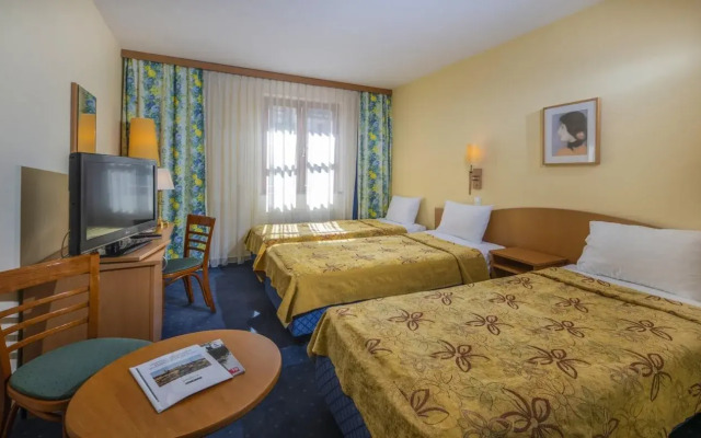 Corvin Hotel Budapest - Sissi wing