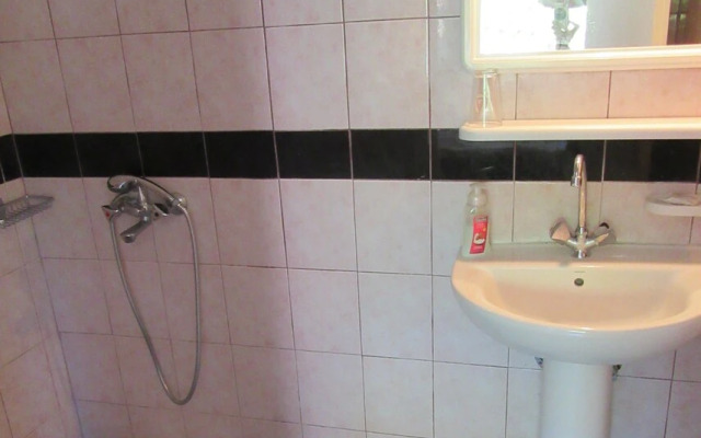 Stathoula's Studios Meganisi