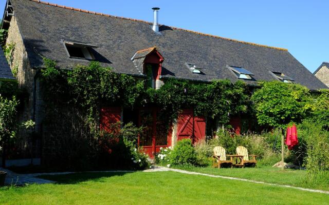 La Maison Jaune à la Janaie