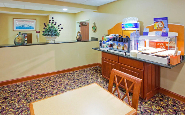 Holiday Inn Express Prince Frederick by IHG
