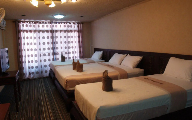 SK Boutique Maha Nakhon