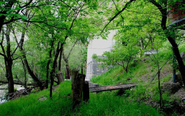 Park-Hotel Khoren's Lake