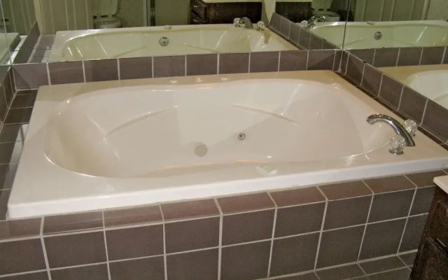 Deerfield Inn & Suites