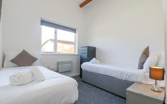 Sea Breeze 17 Gannel