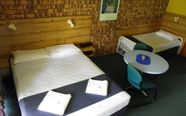 Surfside Resort Motel