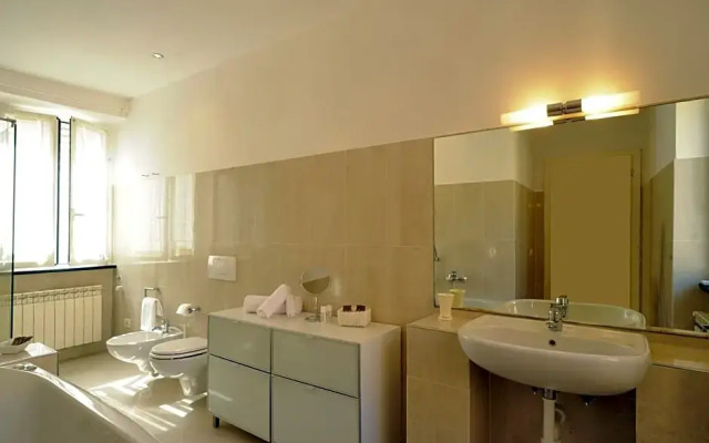 B&B Corallini