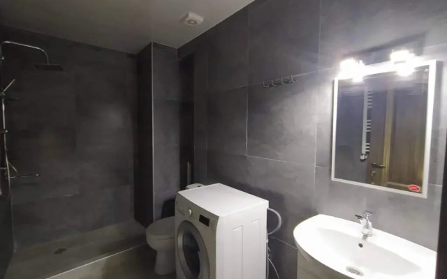 Didveli Residense E36