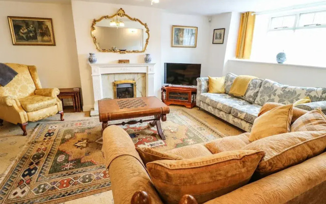 Arch Cottage