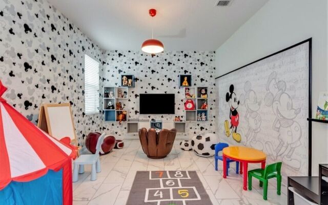 6 Bdrmgolf Coursegated Resort