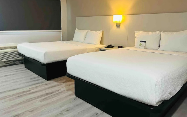 Motel 6 – Cornwall, ON