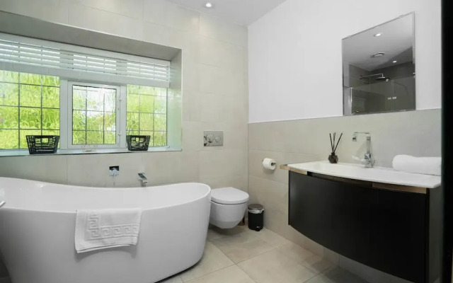 Luxury Designer Mansion in West Midlands Countryside