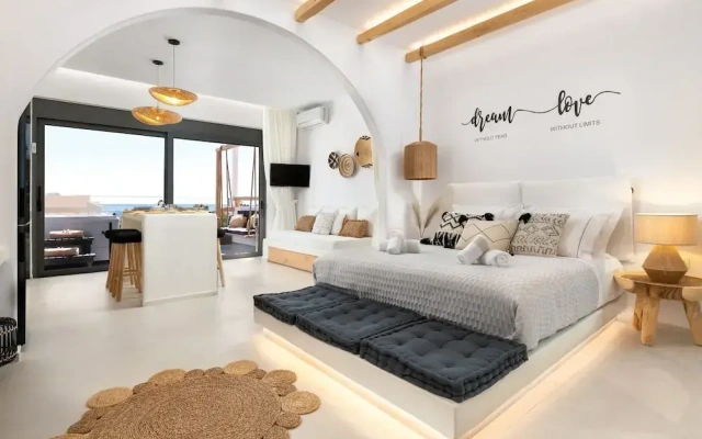 Pefkos Allure luxury Suites