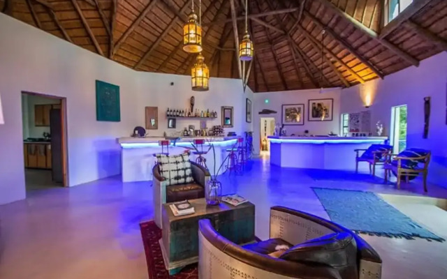 The Wild Blue Lodge SAFARI & SPA