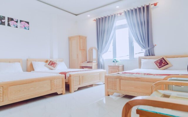 Khách sạn Thiên Bảo